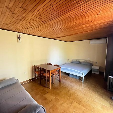 Apartma Korelc Capodistria Esterno foto